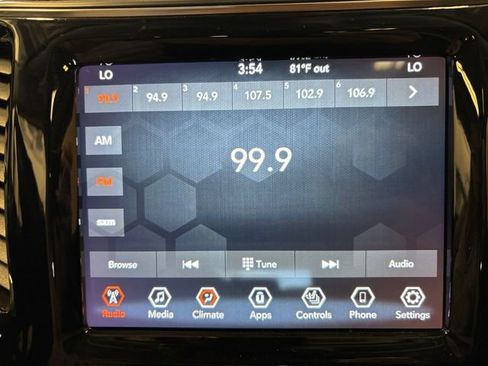 Used 2021 Jeep Cherokee Limited AWD/4WD image 19