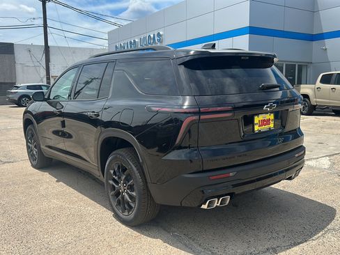 New 2026 Chevrolet Traverse LT w/ Midnight/Sport Edition AWD/4WD image 9