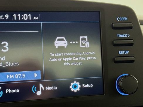 New 2026 Hyundai Elantra Sport FWD image 21