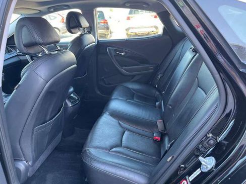 Used 2013 Hyundai Azera w/ Technology Pkg image 14