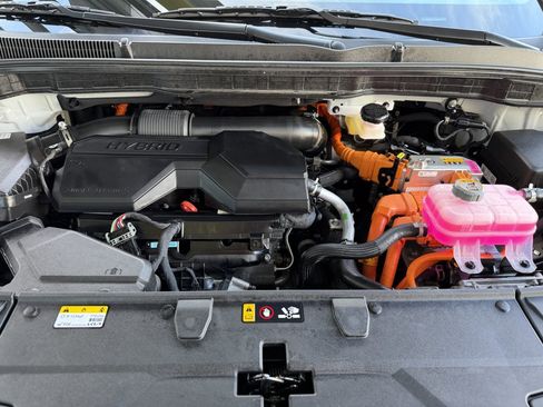 Used 2025 Kia Carnival EX image 44