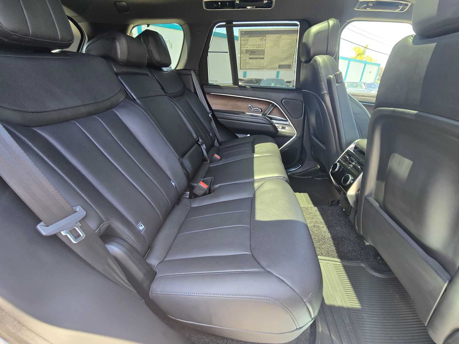 New 2026 Land Rover Range Rover SE AWD/4WD image 12