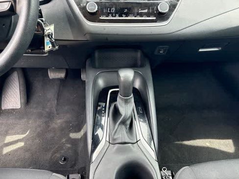 Used 2024 Toyota Corolla LE FWD image 19