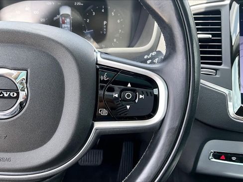 Used 2018 Volvo XC90 T5 Momentum w/ Convenience Package FWD image 24