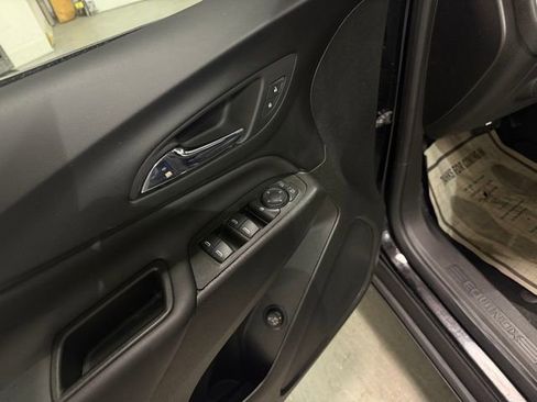 Certified 2024 Chevrolet Equinox LT image 11