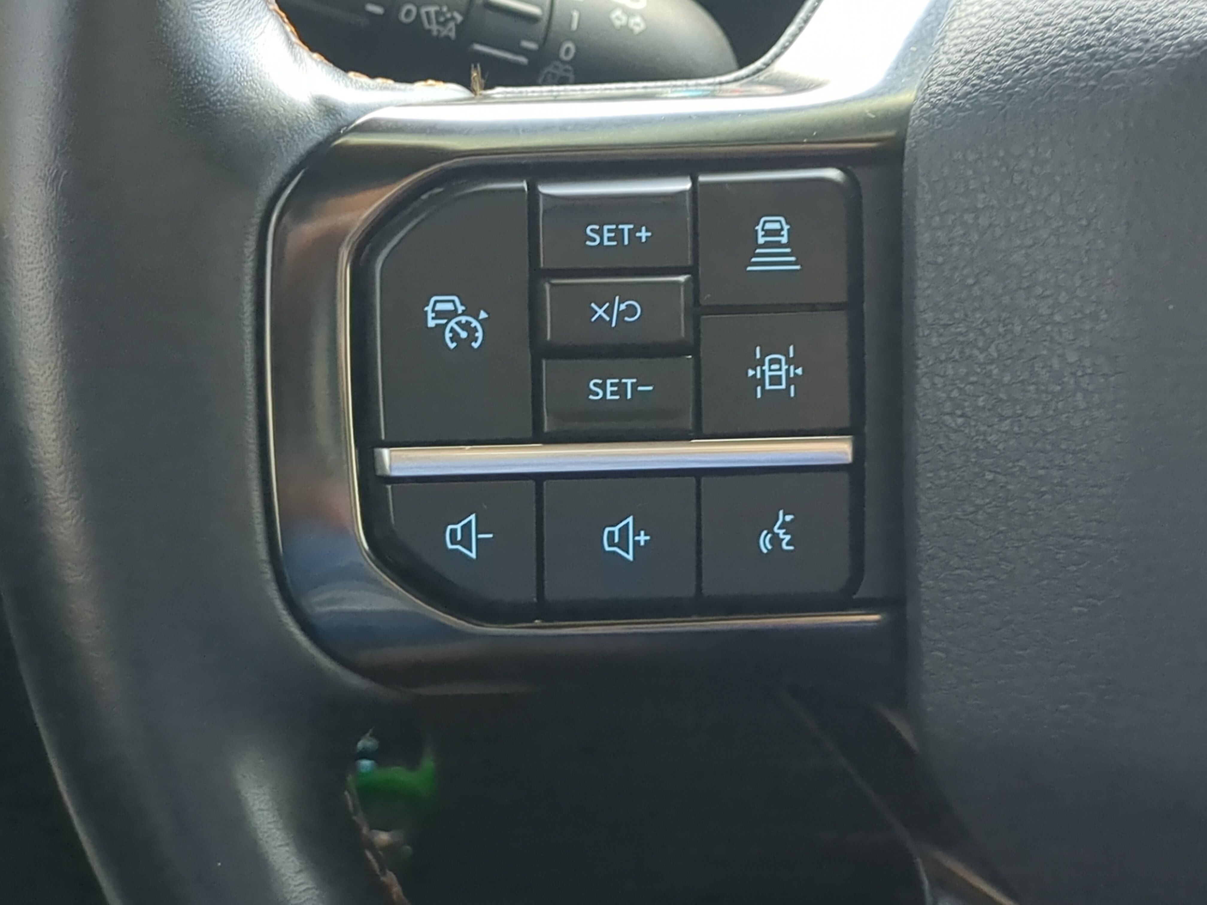 Used 2023 Ford Expedition Platinum AWD/4WD image 24