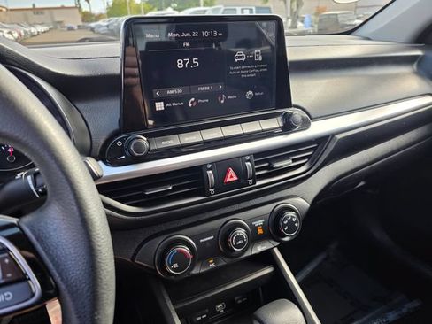 Used 2023 Kia Forte LXS FWD image 21