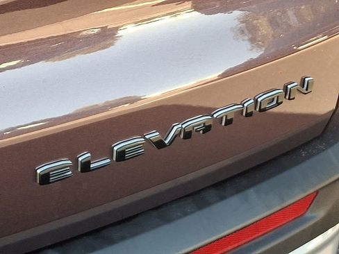 Certified 2024 GMC Acadia Elevation image 33