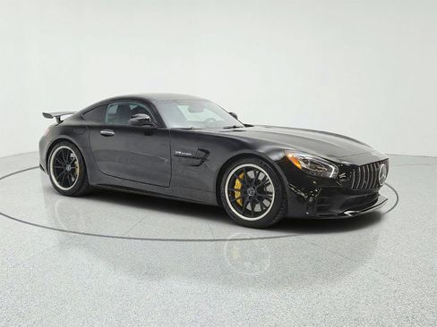 Used 2018 Mercedes-Benz AMG GT R image 3