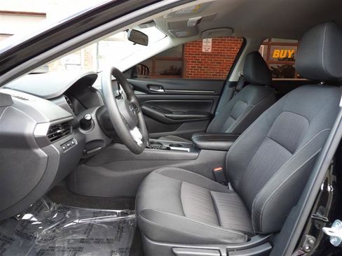 Used 2022 Nissan Altima 2.5 S image 10