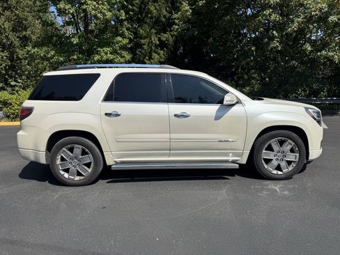 Used 2014 GMC Acadia Denali AWD/4WD image 9