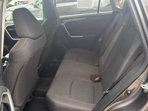 Used 2024 Toyota RAV4 LE AWD/4WD image 25