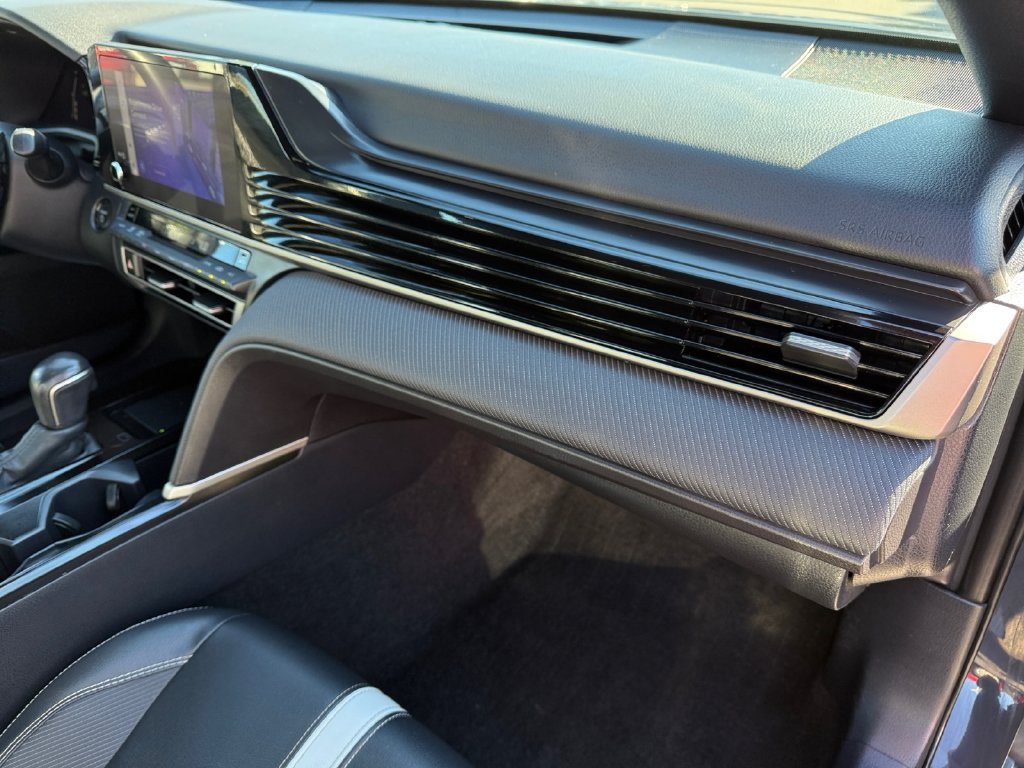 Certified 2025 Toyota Camry SE FWD image 16