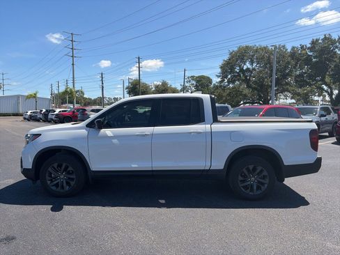 Used 2023 Honda Ridgeline Sport image 4