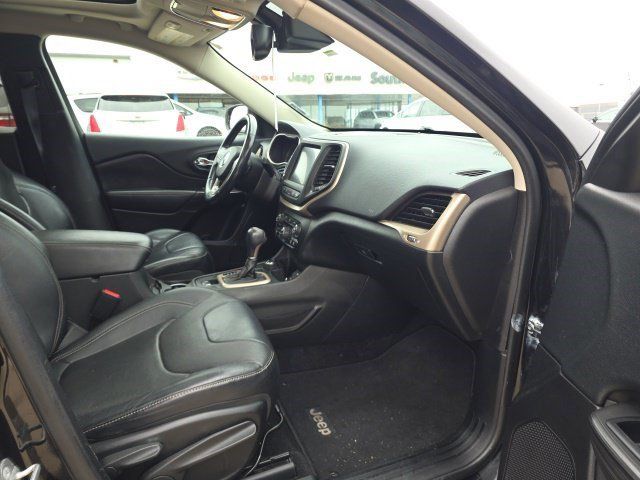 Used 2014 Jeep Cherokee Limited w/ Technology Group AWD/4WD image 13