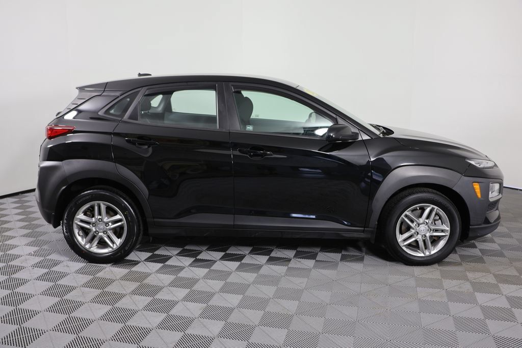 Used 2021 Hyundai Kona SE AWD/4WD image 9