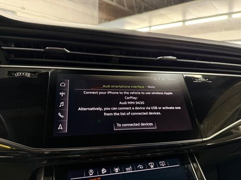 Used 2019 Audi Q8 Prestige w/ Luxury Package image 37