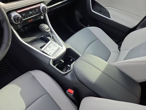 New 2025 Toyota RAV4 XLE Premium image 15