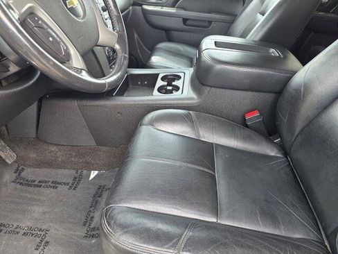 Used 2012 Chevrolet Avalanche LT w/ Suspension Package, Off-Road image 14