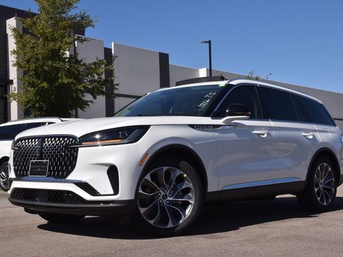 New 2026 Lincoln Aviator Reserve w/ Luxury Package image 1