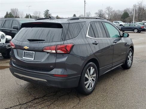 Used 2022 Chevrolet Equinox LT image 3