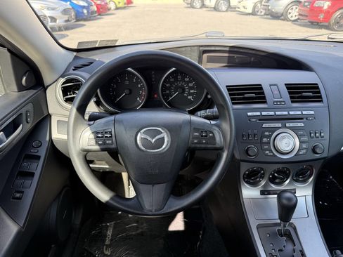 Used 2010 MAZDA MAZDA3 i Touring image 14