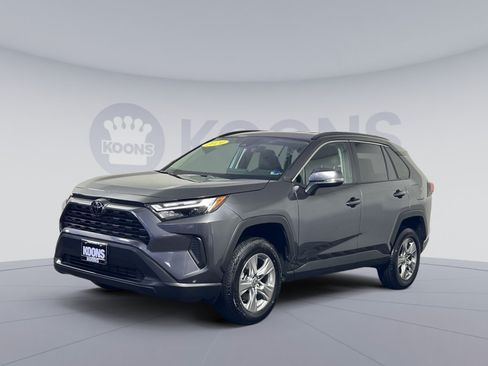 Used 2024 Toyota RAV4 XLE AWD/4WD image 1