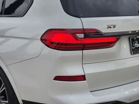 Used 2022 BMW X7 M50i w/ Executive Package image 5