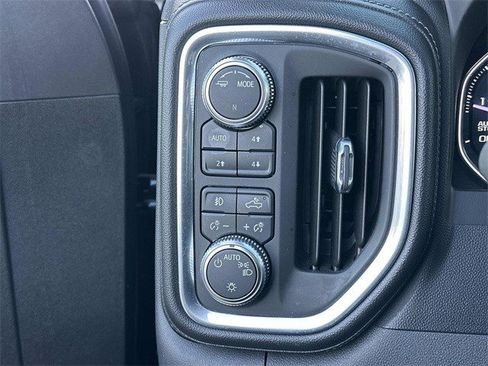Used 2020 GMC Sierra 1500 Elevation w/ Elevation Value Package image 26