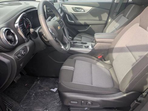 New 2025 Chevrolet Blazer LT image 4