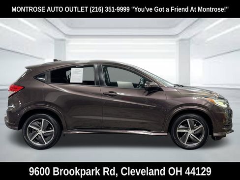 Used 2020 Honda HR-V Touring image 3