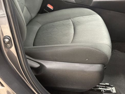 Used 2023 Toyota RAV4 XLE w/ Convenience Package FWD image 32