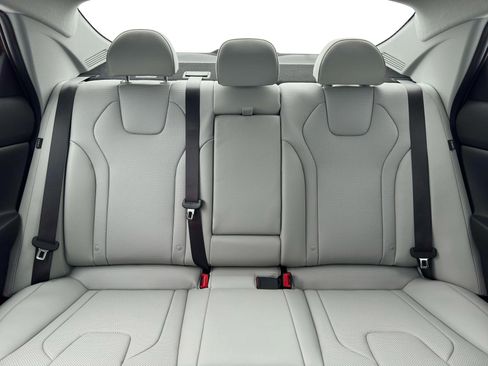 New 2026 Hyundai Elantra Limited w/ Cargo Package image 16