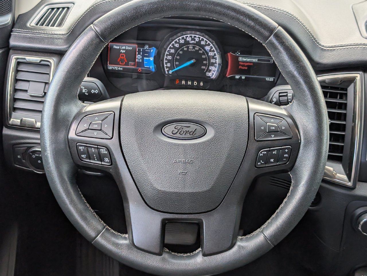 Used 2022 Ford Ranger Lariat w/ Tremor Off-Road Package AWD/4WD image 11