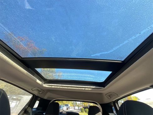 New 2026 Nissan Kicks SV w/ SV Premium Package image 32