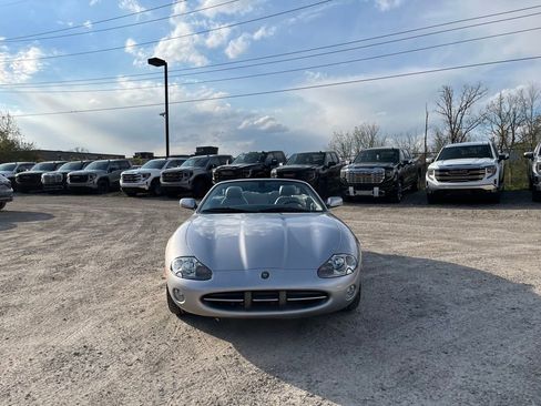 Used 2004 Jaguar XK8 Convertible RWD image 3