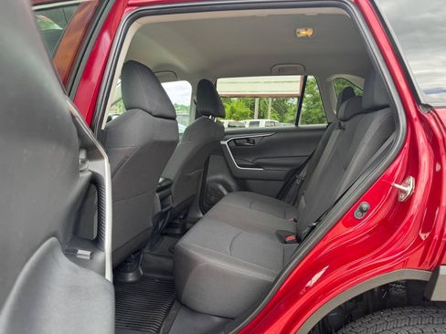 Used 2020 Toyota RAV4 LE w/ All Weather Liner Package FWD image 14