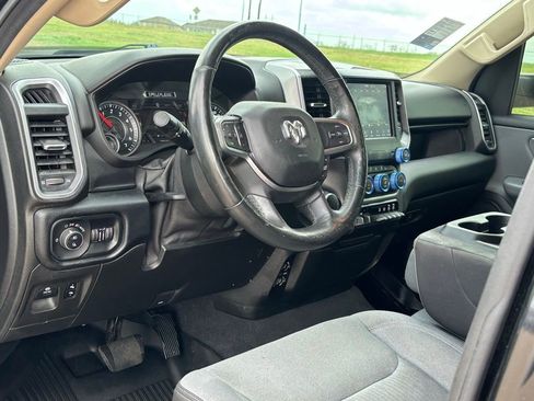 Used 2019 RAM 1500 Big Horn image 11
