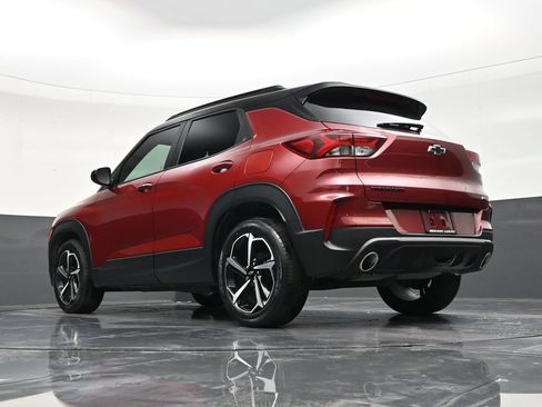 Used 2022 Chevrolet TrailBlazer RS w/ Technology Package FWD image 21