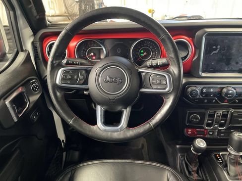 Used 2019 Jeep Wrangler Unlimited Rubicon AWD/4WD image 17