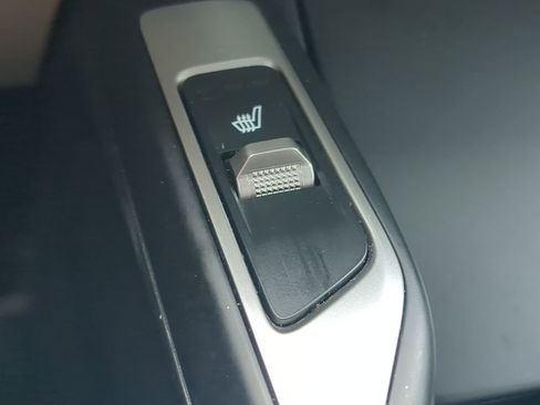 Used 2023 Kia Sorento EX image 23