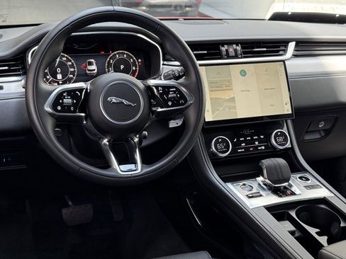 Used 2025 Jaguar F-PACE R-Dynamic S image 24