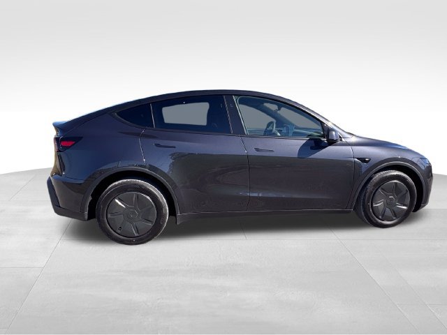 Used 2026 Tesla Model Y AWD image 7