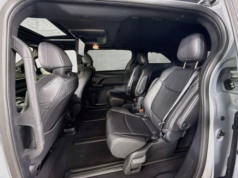 Used 2026 Toyota Sienna XLE Woodland Edition AWD/4WD image 22