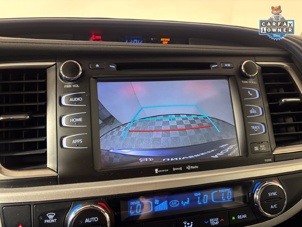 Used 2019 Toyota Highlander XLE AWD/4WD image 23