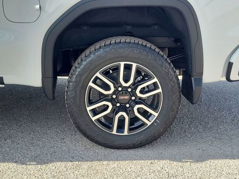 New 2026 GMC Sierra 1500 AT4 w/ AT4 Premium Package image 19