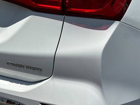 Used 2021 Chevrolet Equinox Premier FWD image 37