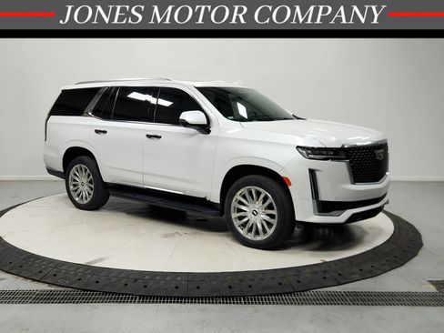 Used 2023 Cadillac Escalade Premium Luxury AWD/4WD image 1