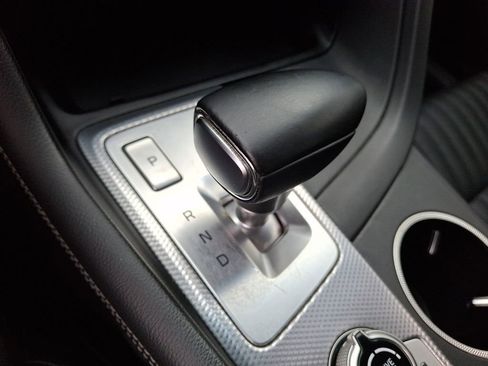 Used 2022 Genesis G70 3.3T RWD image 12