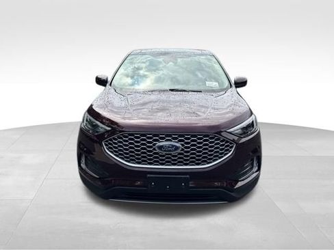 Used 2023 Ford Edge SEL w/ Convenience Package AWD/4WD image 2